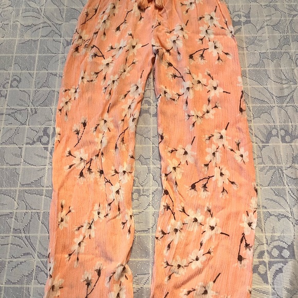 Jessica Simpson girls cherry blossom floral casual pants. Used lightly !! - Picture 2 of 4